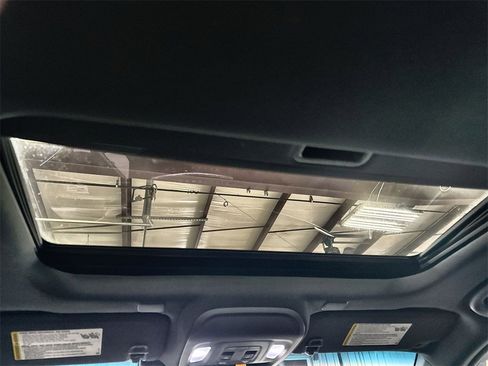 Used 2021 Cadillac CT4 V w/ Technology Package image 26