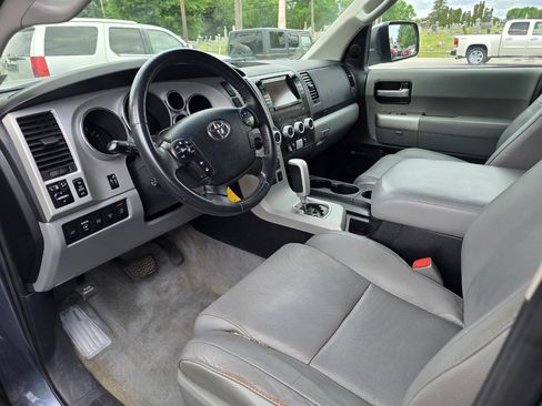 Used 2008 Toyota Sequoia Platinum w/ Cold Area Pkg AWD/4WD image 15