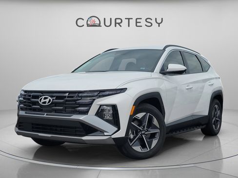 New 2026 Hyundai Tucson SEL image 1
