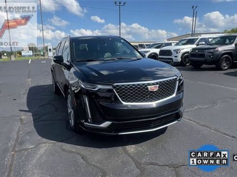 Certified 2025 Cadillac XT6 Premium Luxury image 3