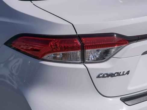 Certified 2026 Toyota Corolla LE w/ Carpet Mat Package (TMS) FWD image 7