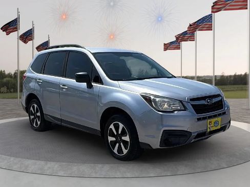 Used 2018 Subaru Forester 2.5i w/ Alloy Wheel Package AWD/4WD image 1