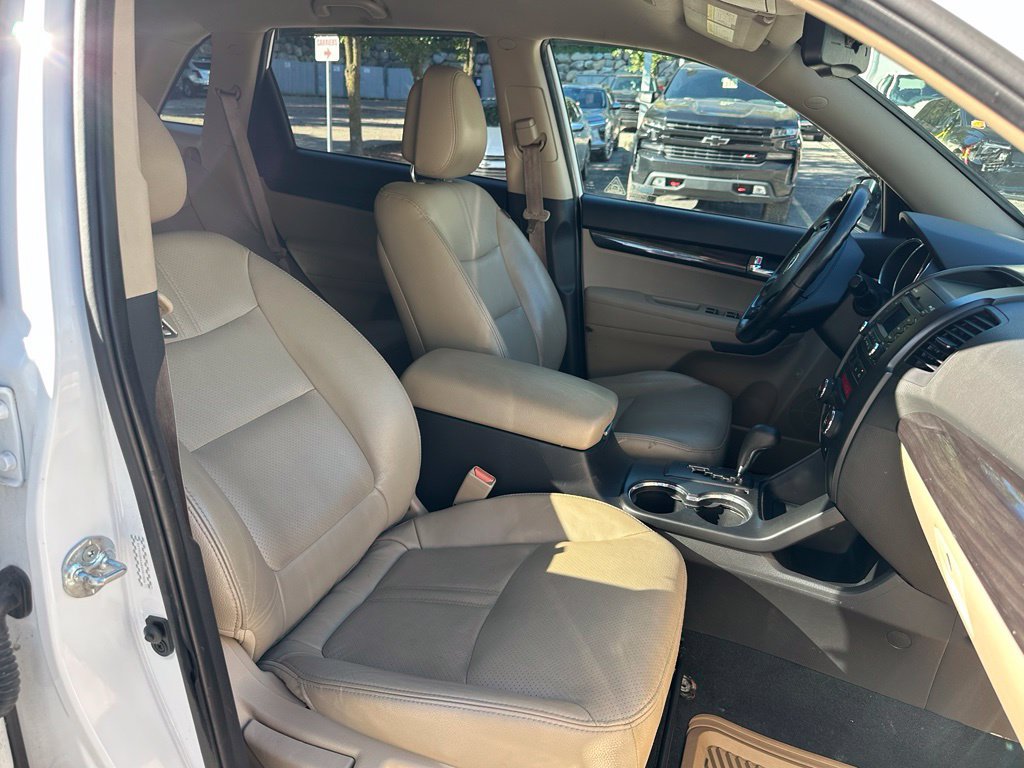 Used 2011 Kia Sorento EX w/ Premium Pkg FWD image 31