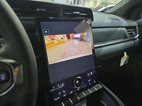 New 2027 GMC Terrain Elevation FWD image 22