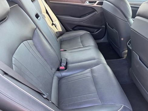 Used 2015 Hyundai Genesis 3.8 w/ Option Group 04 image 8