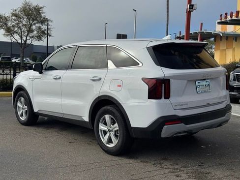 New 2026 Kia Sorento LX image 4