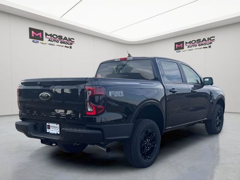 New 2025 Ford Ranger Lariat w/ FX4 Off-Road Package image 3