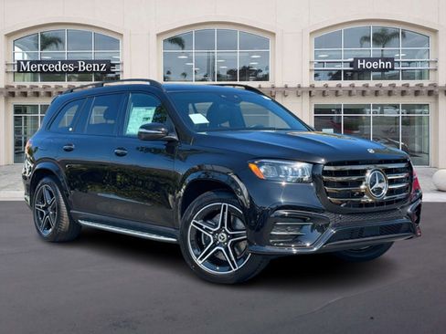 New 2026 Mercedes-Benz GLS 450 4MATIC image 1
