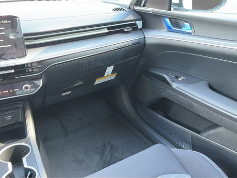 New 2026 Kia K5 LXS FWD image 12