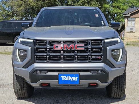 Used 2024 GMC Canyon AT4 image 3