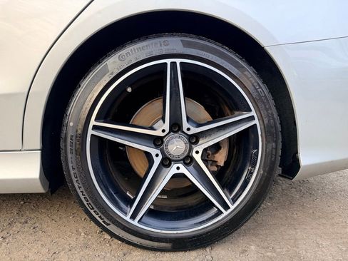 Used 2017 Mercedes-Benz C 300 4MATIC Sedan image 12