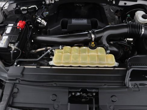 Used 2019 Ford F150 XLT w/ Equipment Group 302A Luxury image 38