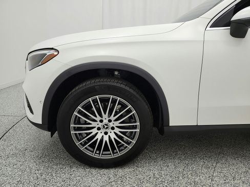 Certified 2026 Mercedes-Benz GLC 300 image 16