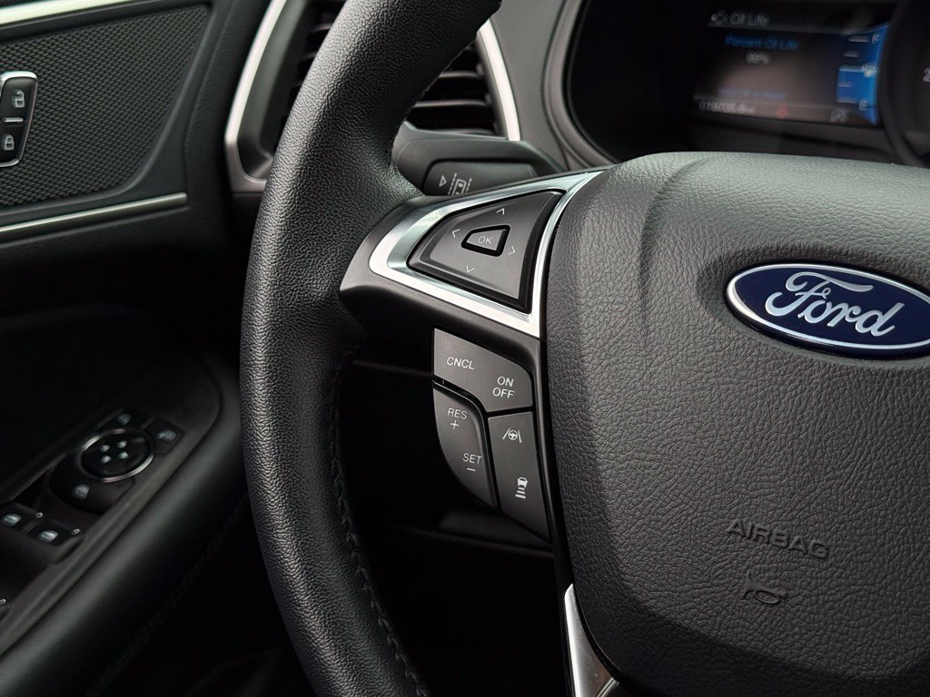 Used 2024 Ford Edge SEL w/ Convenience Package AWD/4WD image 9