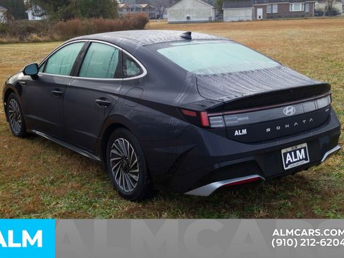 Used 2024 Hyundai Sonata Limited image 11
