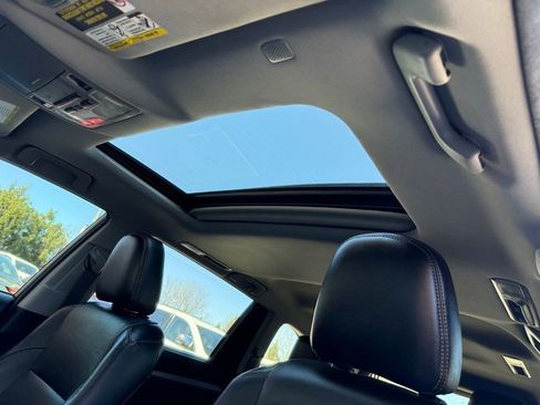 Used 2018 Toyota Highlander XLE image 13