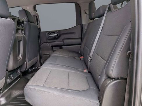 Used 2019 Chevrolet Silverado 1500 Custom Trail Boss w/ Custom Convenience Package AWD/4WD image 15