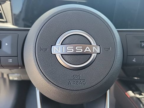 New 2025 Nissan Kicks SR FWD image 23