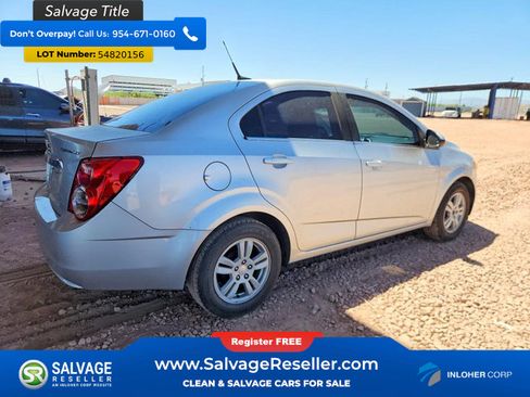 Used 2014 Chevrolet Sonic LT FWD image 4