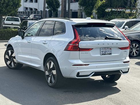 Certified 2025 Volvo XC60 T8 Plus w/ Protection Package Premier image 6