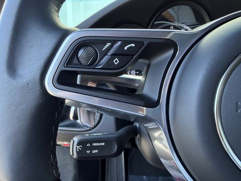 Certified 2017 Porsche 911 Turbo S image 28