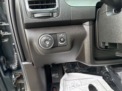 Used 2011 GMC Acadia SLE FWD image 20