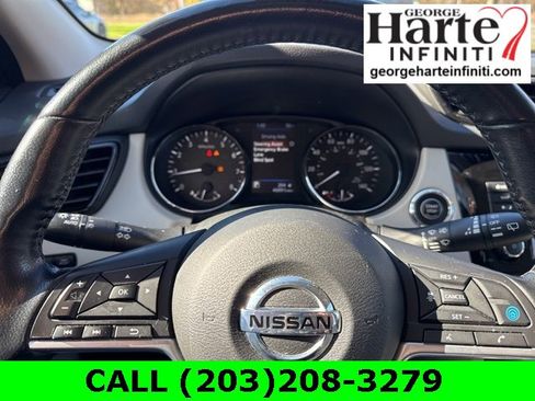 Used 2022 Nissan Rogue Sport SL w/ Premium Package image 28