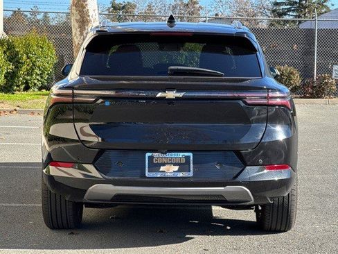 Certified 2024 Chevrolet Equinox EV LT image 9