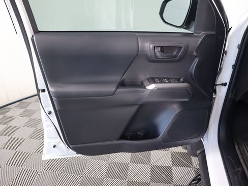 Used 2023 Toyota Tacoma 4x4 Double Cab image 25