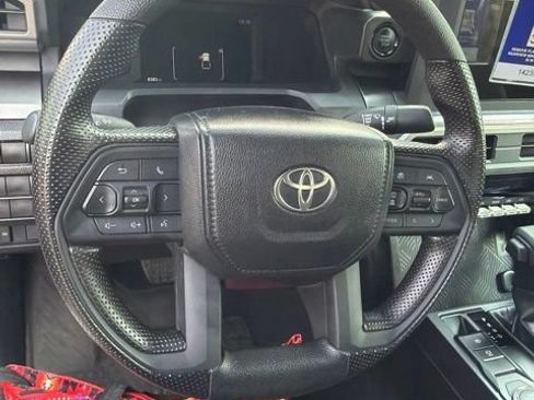 Used 2025 Toyota Tacoma SR5 RWD image 6