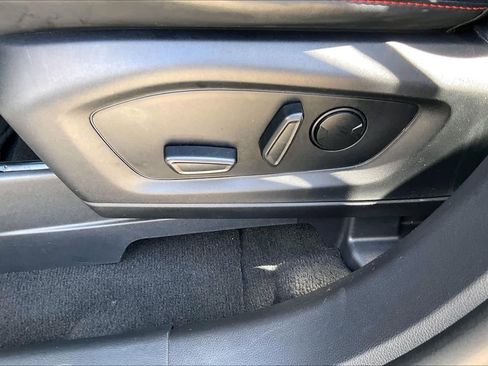 Used 2025 Ford Explorer ST-Line w/ ST-Line Street Pack image 31