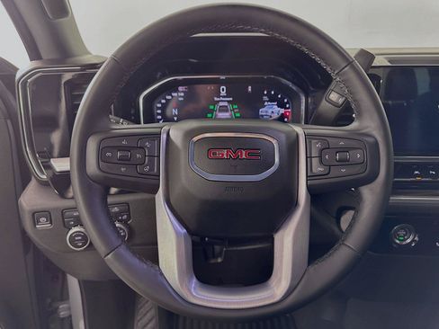 Used 2024 GMC Sierra 1500 Elevation AWD/4WD image 17