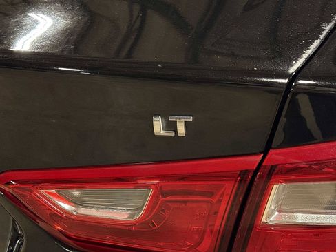 Used 2018 Chevrolet Malibu LT image 26