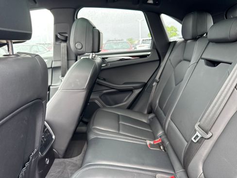 Used 2021 Porsche Macan AWD/4WD image 12