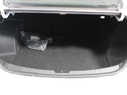 Used 2023 Chevrolet Malibu LT FWD image 26