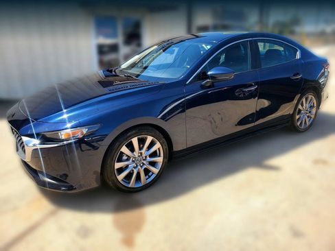 Used 2020 MAZDA MAZDA3 Sedan w/ Select Package FWD image 7