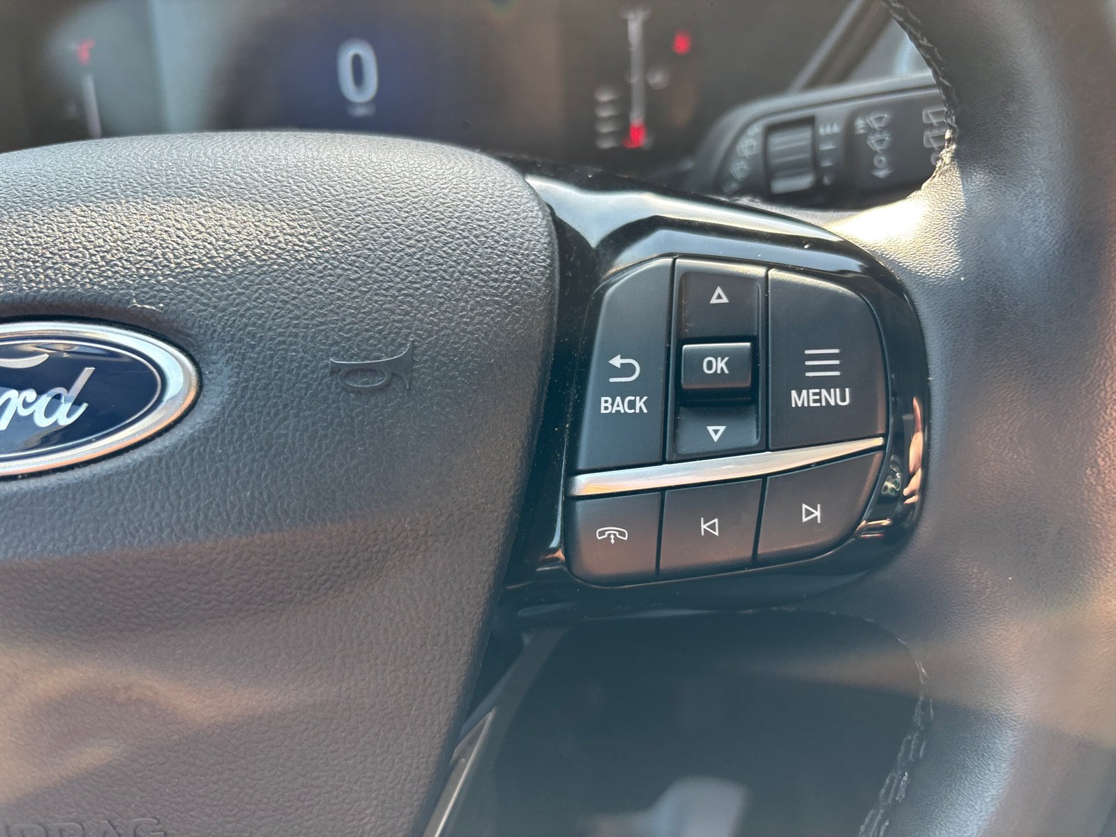 Used 2023 Ford Escape Active w/ Tech Pack #1 AWD/4WD image 17