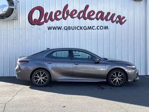 Used 2023 Toyota Camry SE image 28