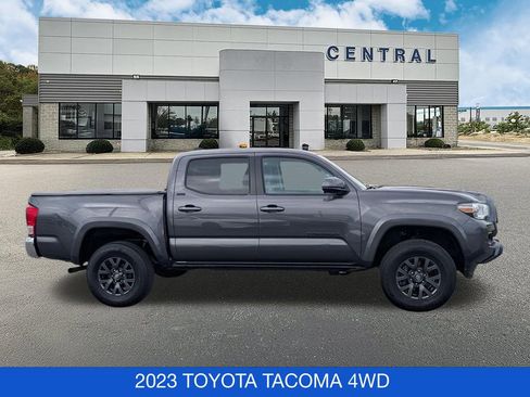 Used 2023 Toyota Tacoma SR5 image 9