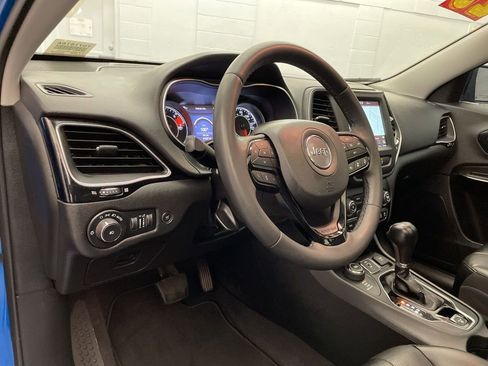 Certified 2023 Jeep Cherokee Altitude Lux w/ Lux Elite Package image 20