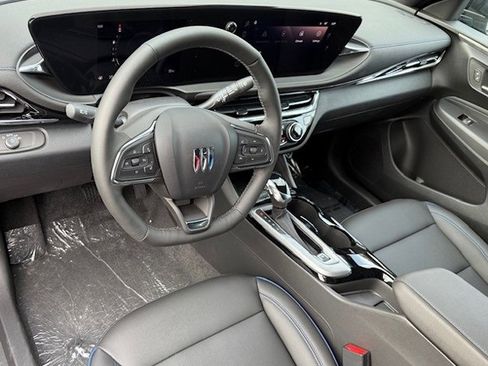 New 2026 Buick Envista Sport Touring image 13