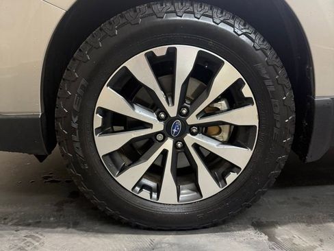 Used 2015 Subaru Outback 3.6R Limited AWD/4WD image 8