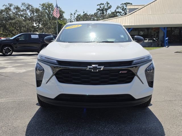 Used 2024 Chevrolet Trax RS w/ Driver Confidence Package FWD image 9