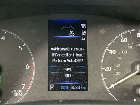Used 2024 Toyota Corolla LE w/ LE Convenience Package FWD image 23