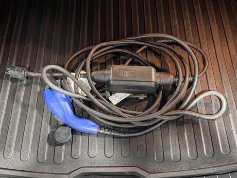 Used 2021 Toyota RAV4 XSE w/ Weather Package image 39