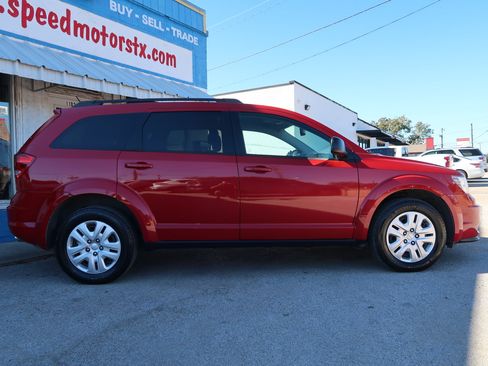 Used 2015 Dodge Journey SE w/ Flexible Seating Group image 4
