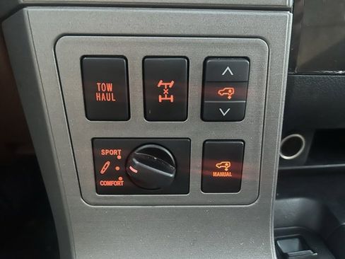 Used 2010 Toyota Sequoia Platinum image 15