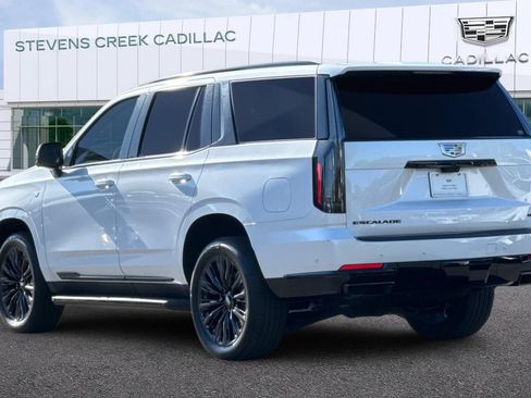Used 2025 Cadillac Escalade Sport w/ LPO, ONYX Package AWD/4WD image 5