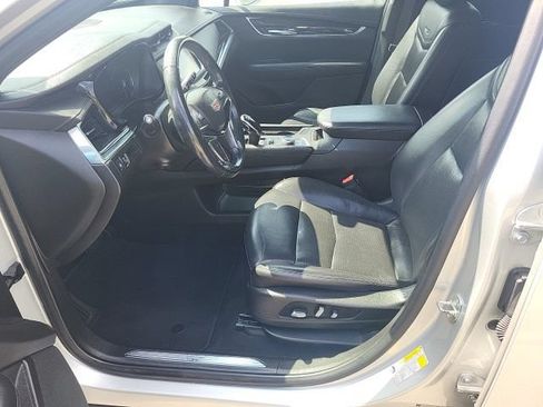 Used 2020 Cadillac XT5 Premium Luxury AWD/4WD image 34