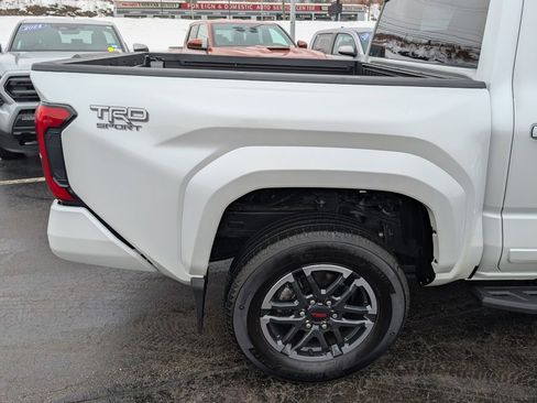 Certified 2025 Toyota Tacoma TRD Sport image 8